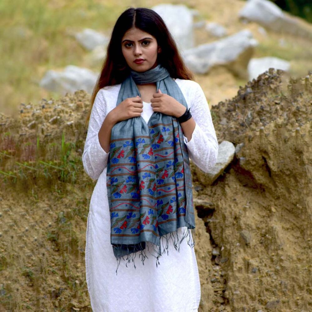 Silk Stole Geometric Floral - Image 3