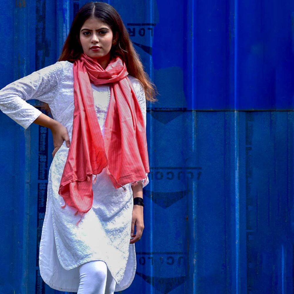 Handloom Red Silk Stole - Image 3