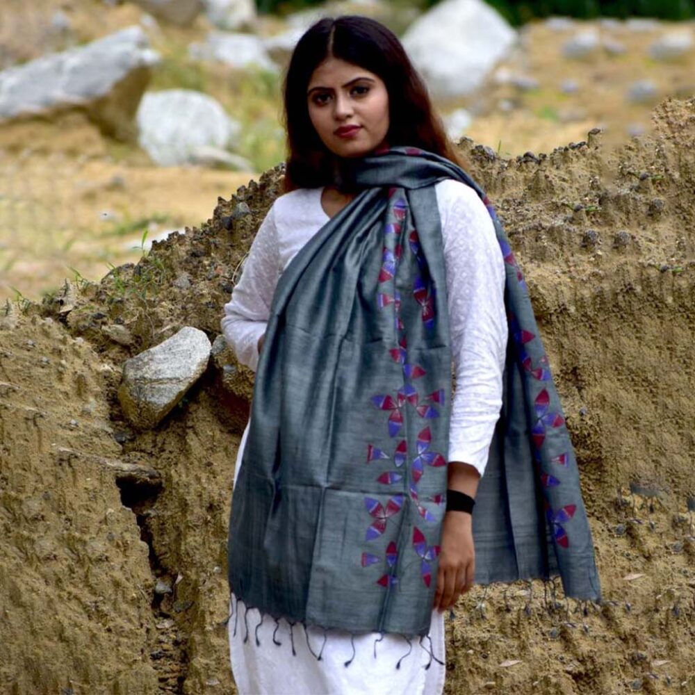 Silk Stole Geometric Floral - Image 4